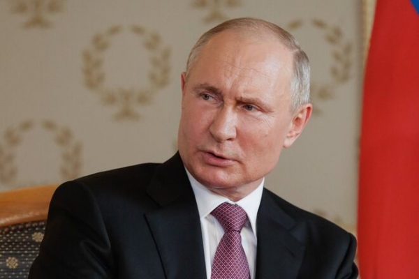 
Владимир Путин заявил, что преследование лидера украинской оппозиции Виктора Медведчука действующей властью – абсолютно незаконное и неконституционное 

