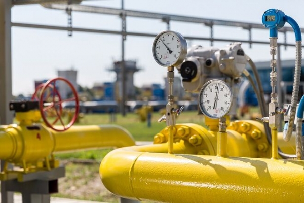 
Газпром отказался от годового бронирования мощностей для транзита через Украину и Польшу
