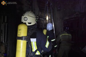 В Одессе горели ресторан и жилая квартира: спасли десятки людей