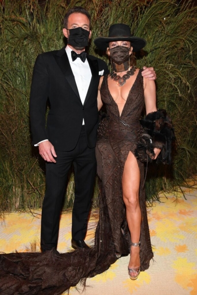 Девушка ковбоя: Дженнифер Лопес показала образ для Met Gala во всей красе
