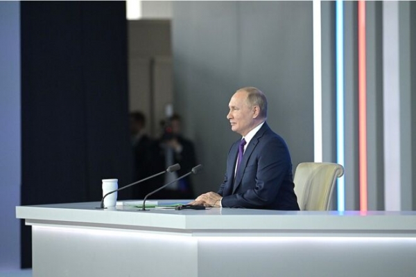
Путин назвал причину рекордного роста цен на газ и обвинил Украину
