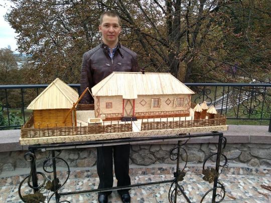 Киянин із ДЦП став рекордсменом України, використавши 13 тисяч сірників