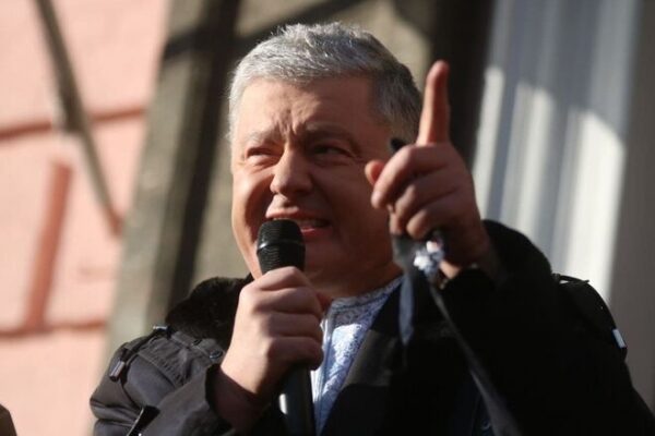 
Офис генпрокурора обжаловал меру пресечения Порошенко
