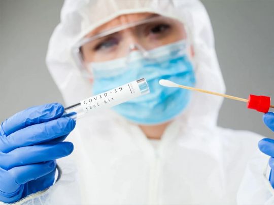 В Україні знову зростає кількість хворих на ковід: за добу — більше 7 тисяч