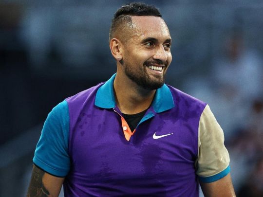 Захопив зненацька: відомий тенісист на Australian Open виграв розіграш, виконавши подачу поміж ніг