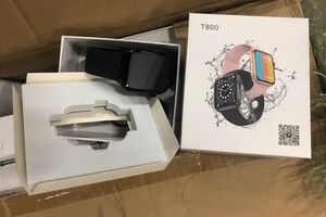 Вейпы и Apple Watch: в Одесском порту обнаружили крупную партию контрабанды