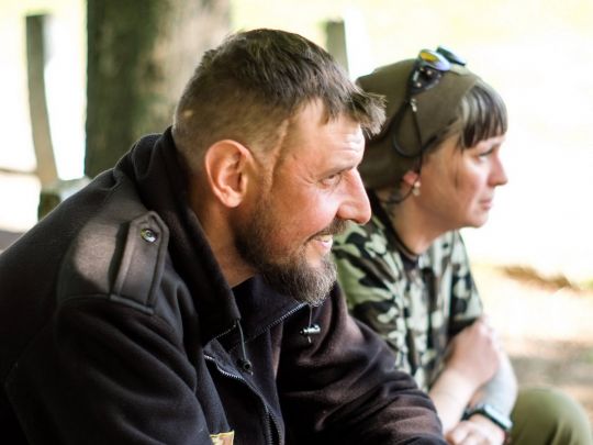 &laquo;Після Перемоги хочемо всиновити дітей&raquo;: неймовірна історія розвідника і&nbsp;снайпера, які побралися на&nbsp;війні