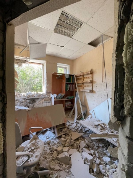 Окупанти зруйнували у Слов'янську базу Червоного Хреста, який займається евакуацією мирних жителів