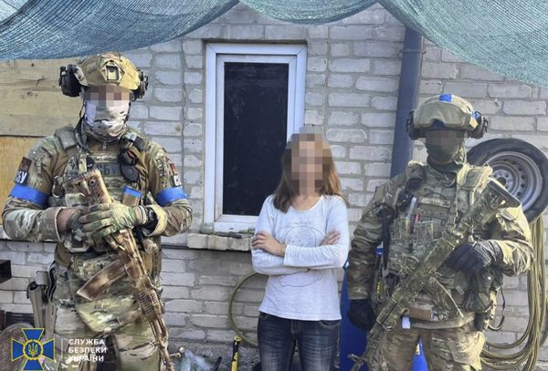 Зливали дані про оборонні споруди ЗСУ на фронті: на Донбасі затримано двох агентів ворога