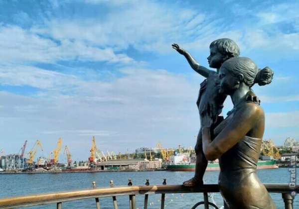Выезд одесских моряков за границу до сих пор невозможен: в ОВА обратятся к Генштабу