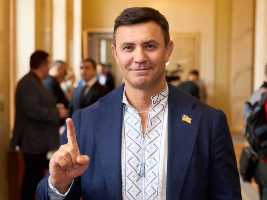 &laquo;Переплутав&raquo; схід України з&nbsp;Південно-Східною Азією: Миколу Тищенка виключили з&nbsp;партії &laquo;Слуга народу&raquo; за&nbsp;поїздку на&nbsp;курорт