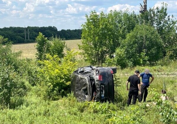 В Одесской области на железнодорожном переезде перевернулся внедорожник: есть пострадавшие В Одесской области на железнодорожном переезде перевернулся внедорожник: есть пострадавшие
