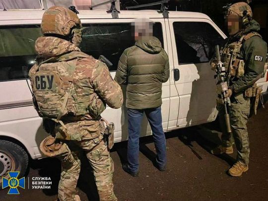 Російський диверсант готував вибухи на Рівненщині з метою зірвати західне постачання зброї ЗСУ (фото)