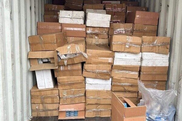 В Одесской области ликвидировали контрабанду из Пакистана: изъяли товар на десятки миллионов гривен В Одесской области ликвидировали контрабанду из Пакистана: изъяли товар на десятки миллионов гривен