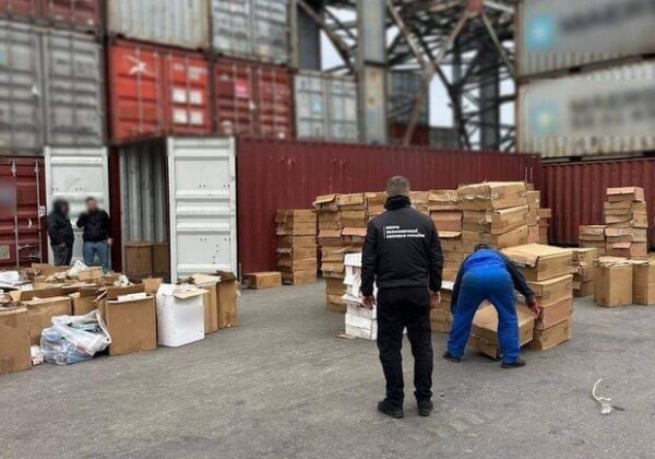 В Одесской области ликвидировали контрабанду из Пакистана: изъяли товар на десятки миллионов гривен В Одесской области ликвидировали контрабанду из Пакистана: изъяли товар на десятки миллионов гривен