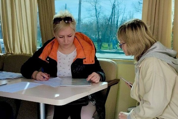 Ракетная атака по Одессе 5 апреля: от взрывной волны пострадали жилые дома и лицей