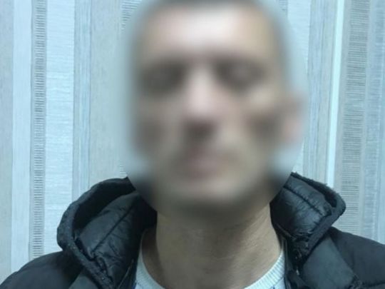 Сім років розбещував малолітню падчерку: мешканцю Павлограда на Дніпропетровщині повідомлено про підозру