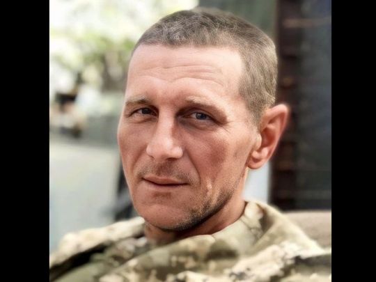 Після смерті дружини виховував двох дітей: в&nbsp;боях на&nbsp;Донеччині загинув прикордонник