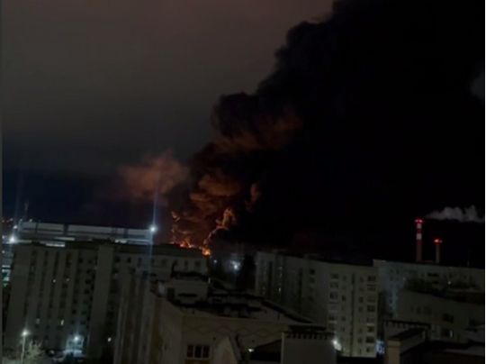 Безпілотники атакували НПЗ та оборонний завод у російській Калузі (відео)