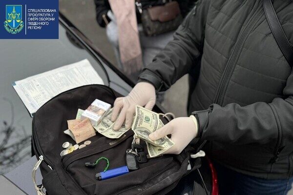 Военнослужащего Одесского РТЦК и СП подозревают в выдаче фиктивной повестки Военнослужащего Одесского РТЦК и СП подозревают в выдаче фиктивной повестки
