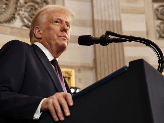 Трамп відчув себе великим лідером і прагне вигнати путіна з України, — ЗМІ