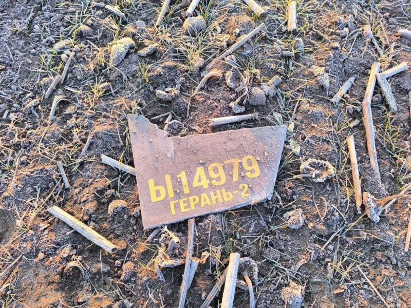 Ворог ударив по порту Рені десятками безпілотників: частина дронів вибухнула в… Молдові (фото, відео)