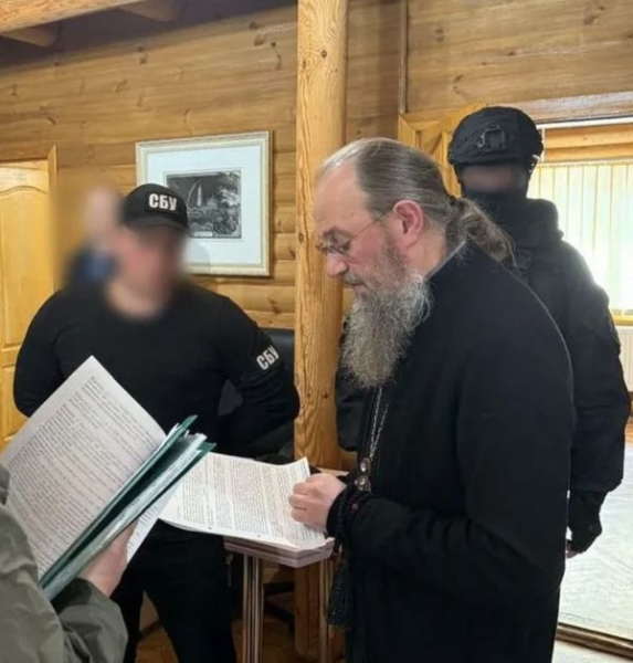 Завітала «служба божа»: СБУ та Нацполіція провели обшуки у Київській митрополії УПЦ московського патріархату