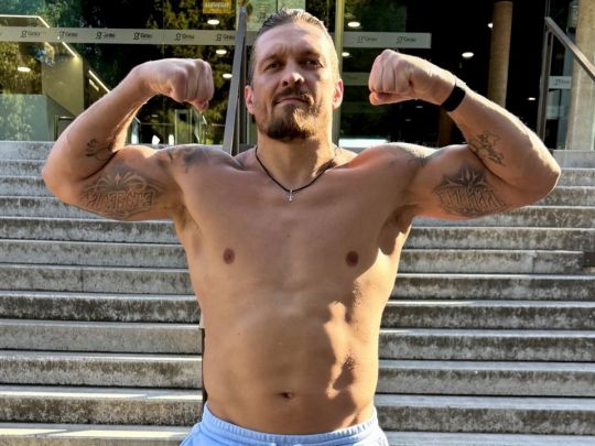 &laquo;Це&nbsp;не я&raquo;: Усик перед битвою на&nbsp;&laquo;Уемблі&raquo; назвав ім'я найкращого боксера планети (фото)
