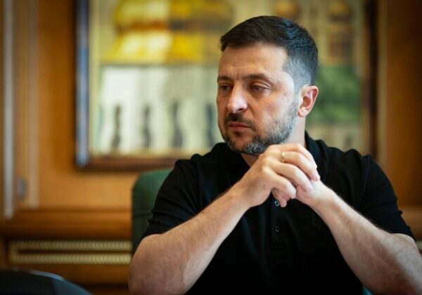 Зеленский назвал красные линии для Украины по вопросу "обмена территориями" с Россией Зеленский назвал красные линии для Украины по вопросу "обмена территориями" с Россией