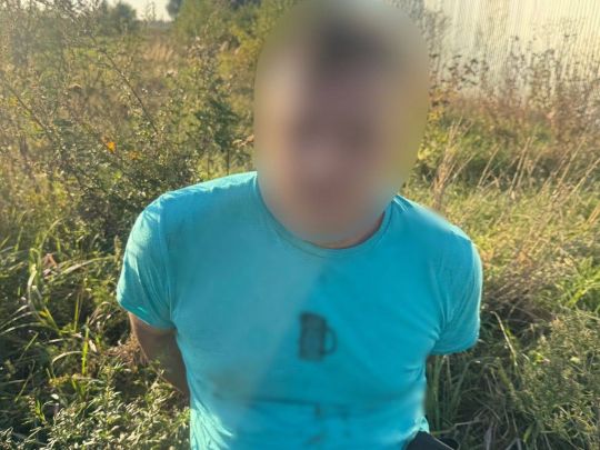Поранив ножем пасажира потягу: правоохоронці Київщини повідомили фігуранту про підозру