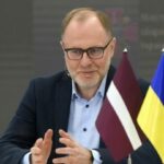 «рф продемонструвала свою жорстокість»: міністр оборони Латвії зізнався, чи існує військова загроза НАТО від росії