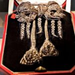 Дерзкое ограбление в Лувре: похищены сокровища французской короны