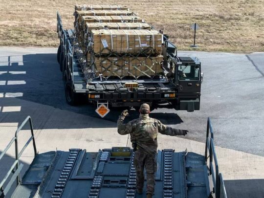Продаж зброї союзникам по&nbsp;НАТО зупинено через припинення роботи уряду США: що&nbsp;це&nbsp;означає для України