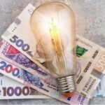 Чому електрики немає, а рахунки за неї зростають: пояснює експерт