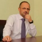 Кожен воює окремо з противником, який діє, як єдина система: Роман Безсмертний застерігає Захід від поразки у війні в Україні й проти Ірану
