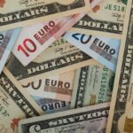 Курс валют на початку травня: євро залишається в «зоні ризику»