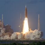 Ракета НАСА Artemis II стартовала к Луне