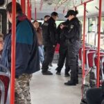 В Одессе подростки распылили газовый баллончик в трамвае